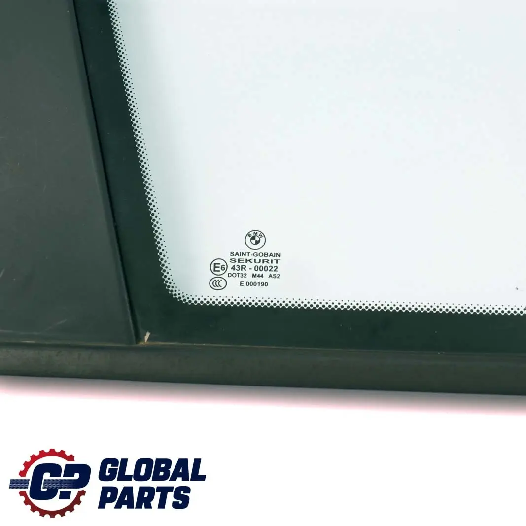 Trasero Izquierdo Lado Cuarto Ventana Vidrio Verde AS2 para BMW E46 Touring con número de pieza 8231851 BMW E46 Touring Trasero Izquierdo Lado Cuarto Ventana Vidrio Verde AS2 - SKU 8231851 - Número de pieza 8231851