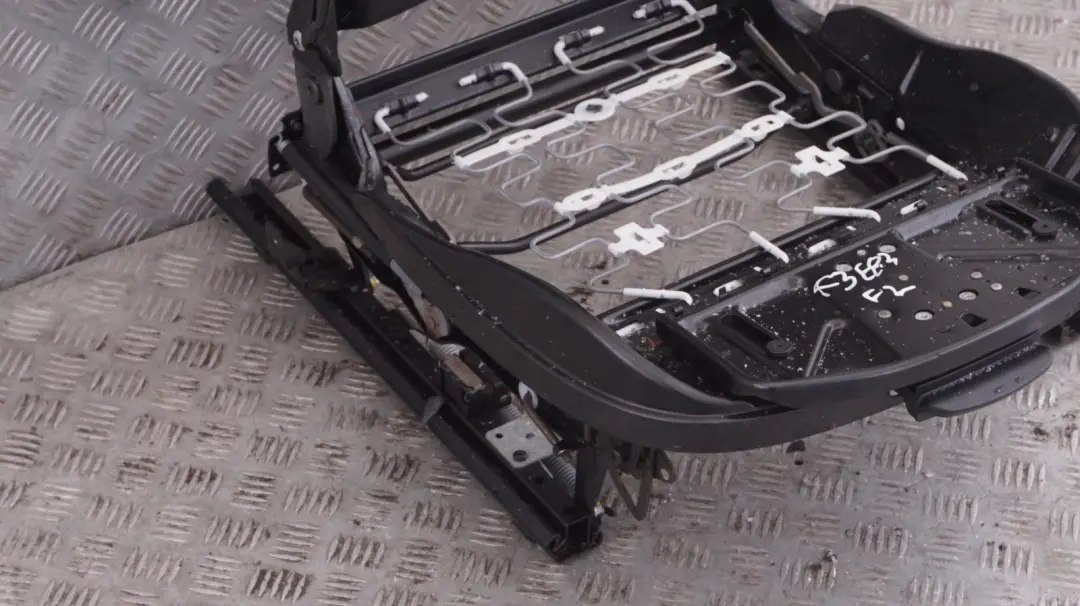 Front Left N/S Sports Seat Backrest Frame Mechanism to BMW X3 X5 Series E53 E83 with Part number 8234341 BMW X3 X5 Series E53 E83 Front Left N/S Sports Seat Backrest Frame Mechanism - SKU 8234341 - Part number 8234341