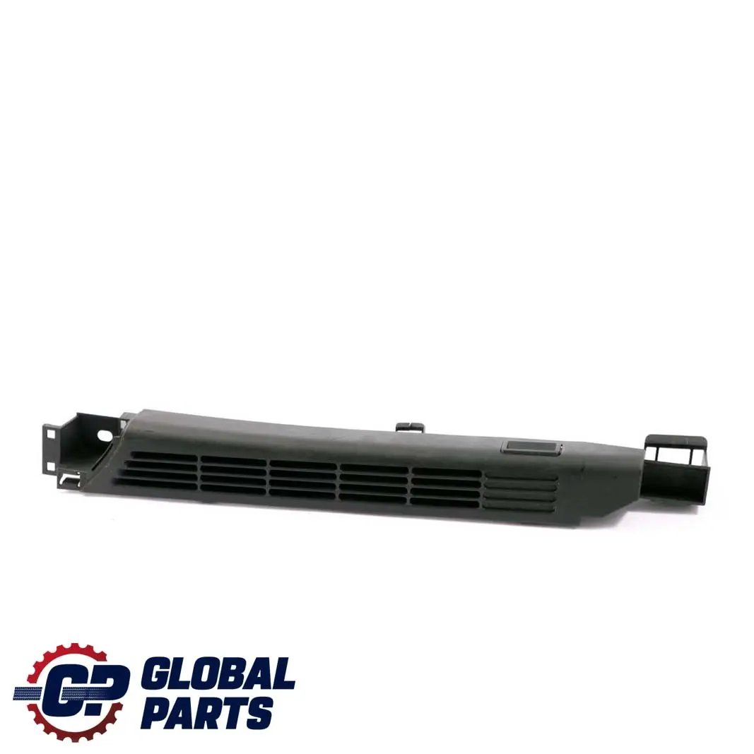 BMW E46 Touring Lateral Trunk Floor Vent Louvre Left - SKU 8235651 - Número de pieza 8208971