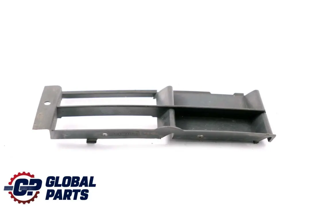 BMW 5 er E39 Abdeckung Blende Gitter Stossstange Vorne Links - SKU 8235674 - Teilenummer 8235674