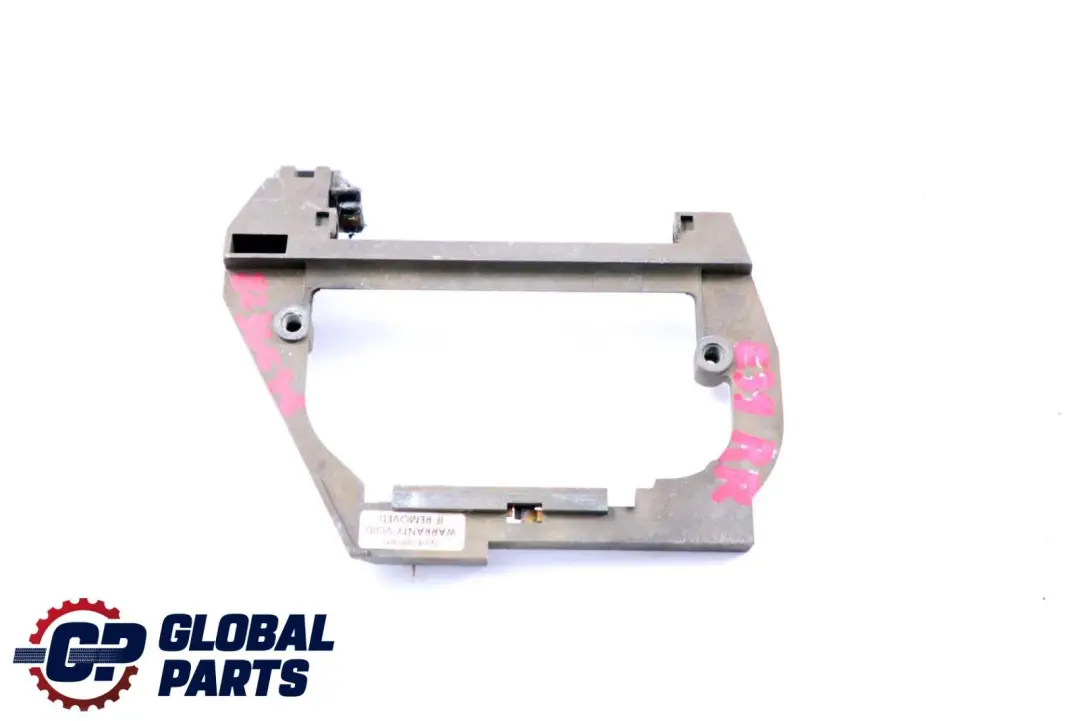 Carrier Outside Door Handle Rear Right O/S to BMW 5 Series E39 with Part number 8236646 BMW 5 Series E39 Carrier Outside Door Handle Rear Right O/S - SKU 8236646 - Part number 8236646