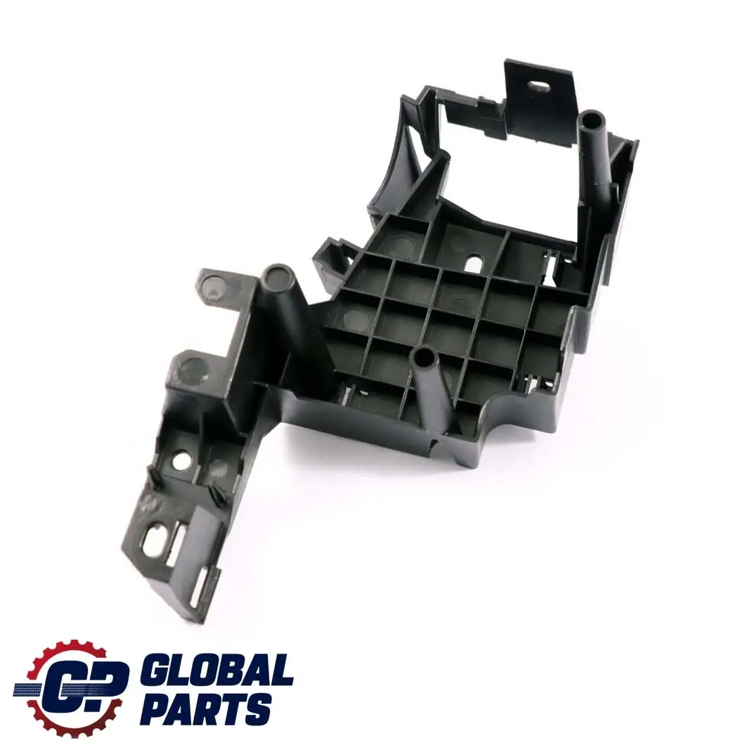 Base Soporte Asiento Cinturón Panel Embellecedor Trasero Derecho para BMW E46 Touring con número de pieza 8237134 BMW E46 Touring Base Soporte Asiento Cinturón Panel Embellecedor Trasero Derecho - SKU 8237134 - Número de pieza 8237134
