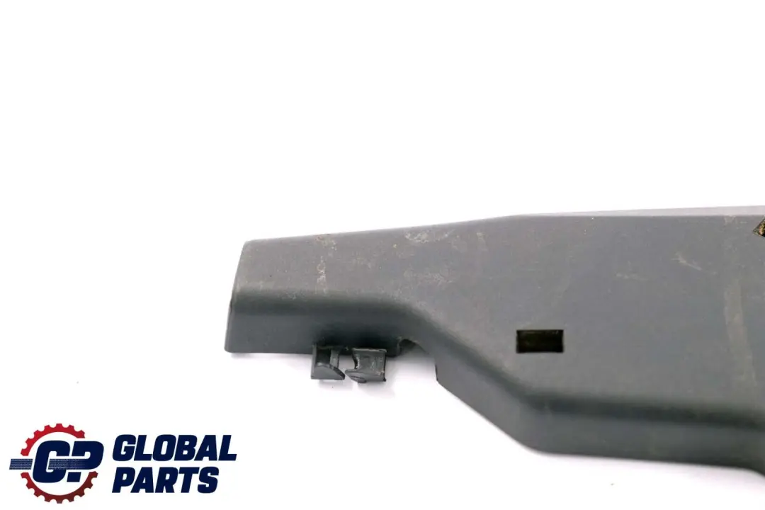 Rivestimento sedili anteriori cinture sicurezza sinistro per BMW E38 E39 con numero di parte 8238487 BMW E38 E39 Rivestimento sedili anteriori cinture sicurezza sinistro - SKU 8238487 - Numero di parte 8238487