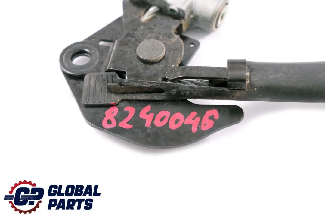 BMW E38 E39 Buckle Seat Belt Buckle With Seat Belt Tensioner Right 8240044 - SKU 8240046 - Part number 8240046