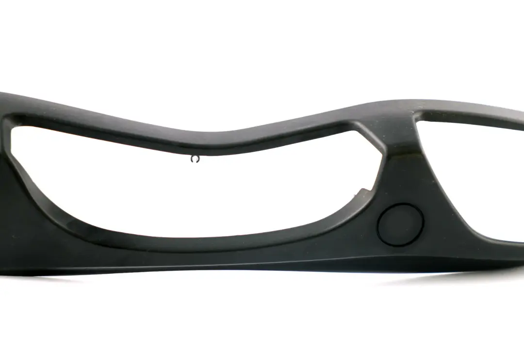 BMW 3 Series E46 Front Seat Trim Covering Outer Right O/S Black 8099274 8099266 - SKU 8240056 - Part number 8240056
