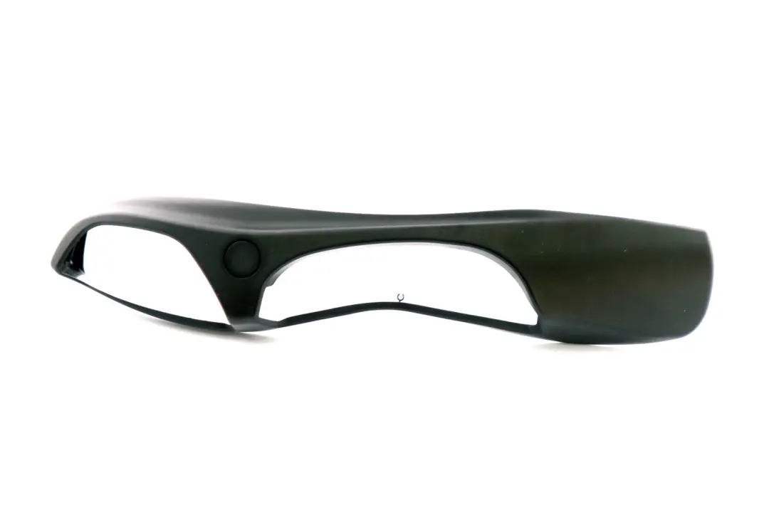 Front Seat Trim Covering Outer Right O/S Black 8099274 8099266 to BMW 3 Series E46 with Part number 8240056 BMW 3 Series E46 Front Seat Trim Covering Outer Right O/S Black 8099274 8099266 - SKU 8240056 - Part number 8240056