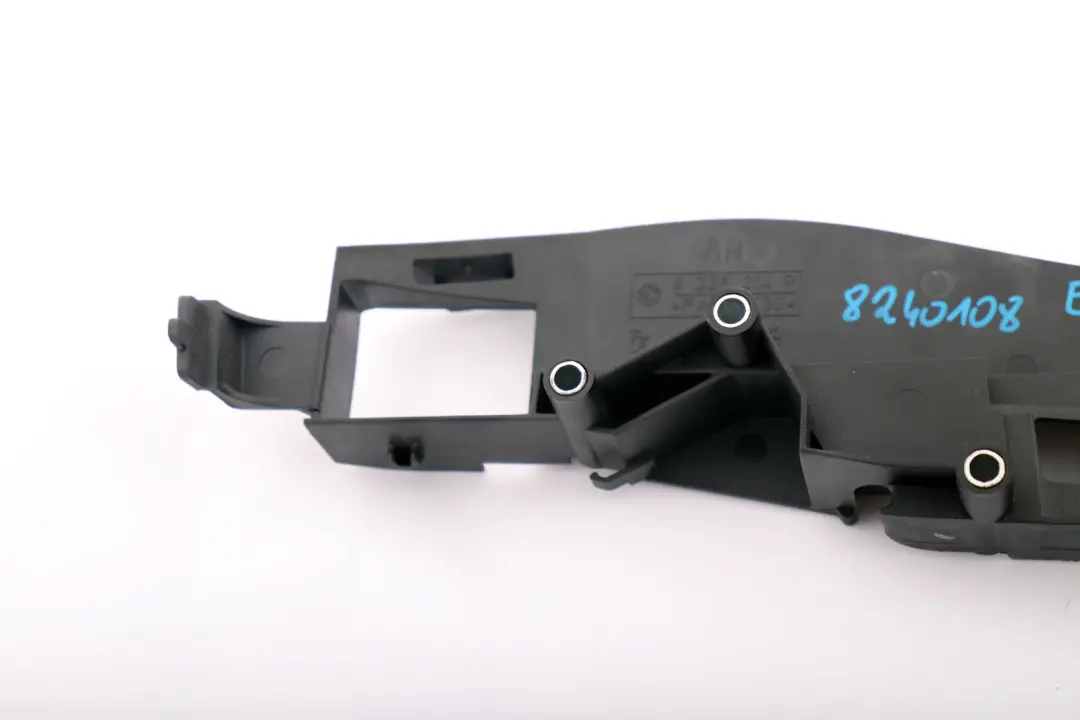 Support de reglage du siege avant droit O/S BMW X3 X5 Z4 Series E53 E83 E85 - SKU 8240108 - Numéro de pièce 8240108