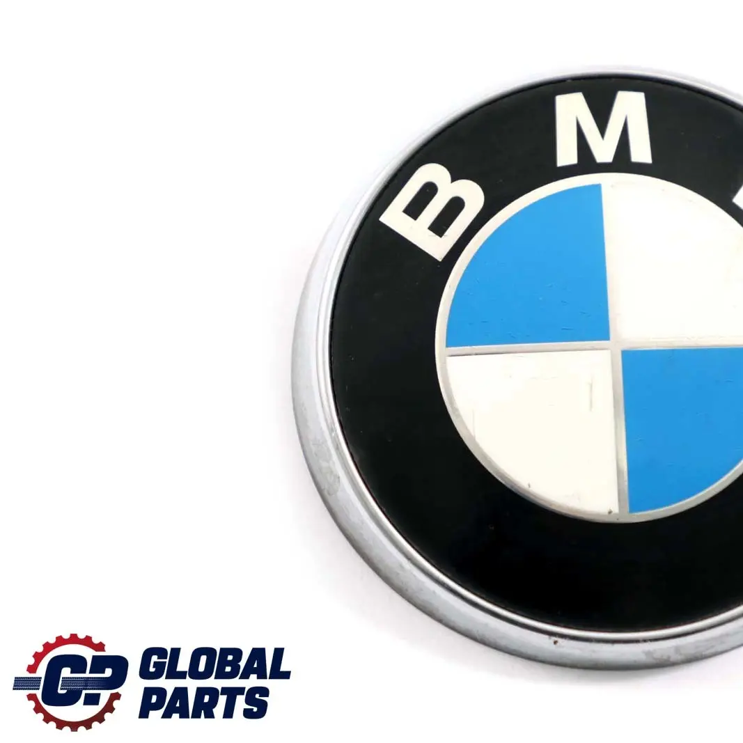Plakette Logo Emblem Hinten für BMW 3 er E46 Touring mit Teilenummer 8240128 BMW 3 er E46 Touring Plakette Logo Emblem Hinten - SKU 8240128 - Teilenummer 8240128
