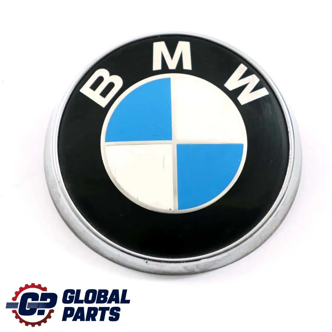 Plakette Logo Emblem Hinten für BMW 3 er E46 Touring mit Teilenummer 8240128 BMW 3 er E46 Touring Plakette Logo Emblem Hinten - SKU 8240128 - Teilenummer 8240128