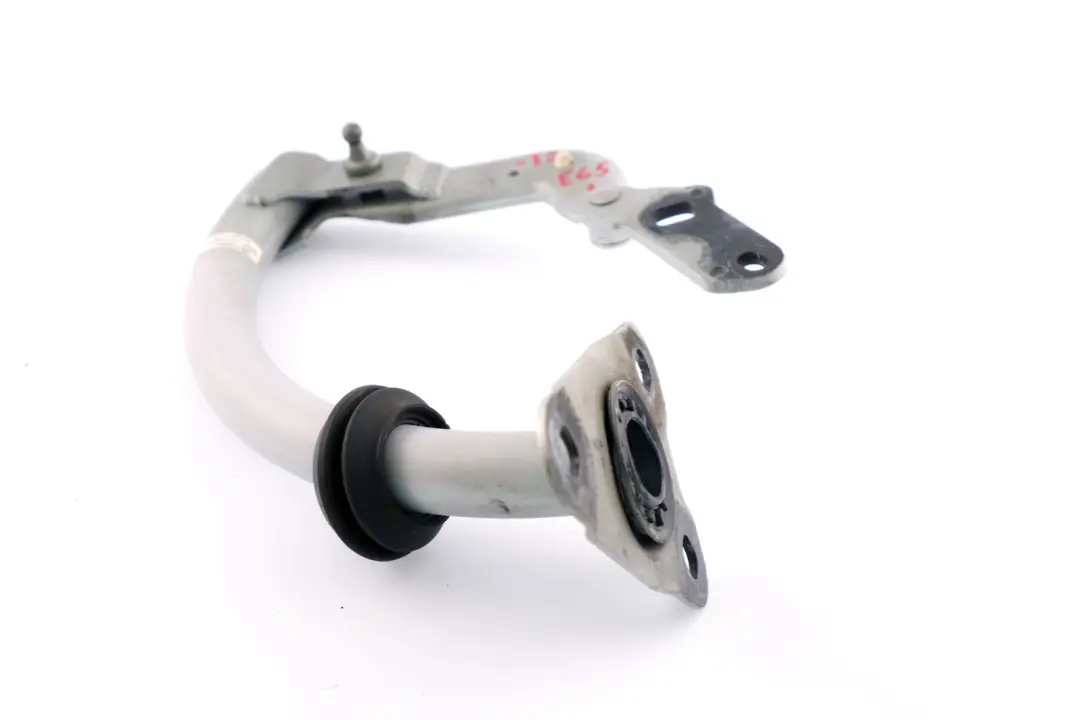 Charniere Hayon A Gauche Argent Titane pour BMW E65 E66 E67 à propos du numéro de pièce 8240339 BMW E65 E66 E67 Charniere Hayon A Gauche Argent Titane - SKU 8240339-TS - Numéro de pièce 8240339