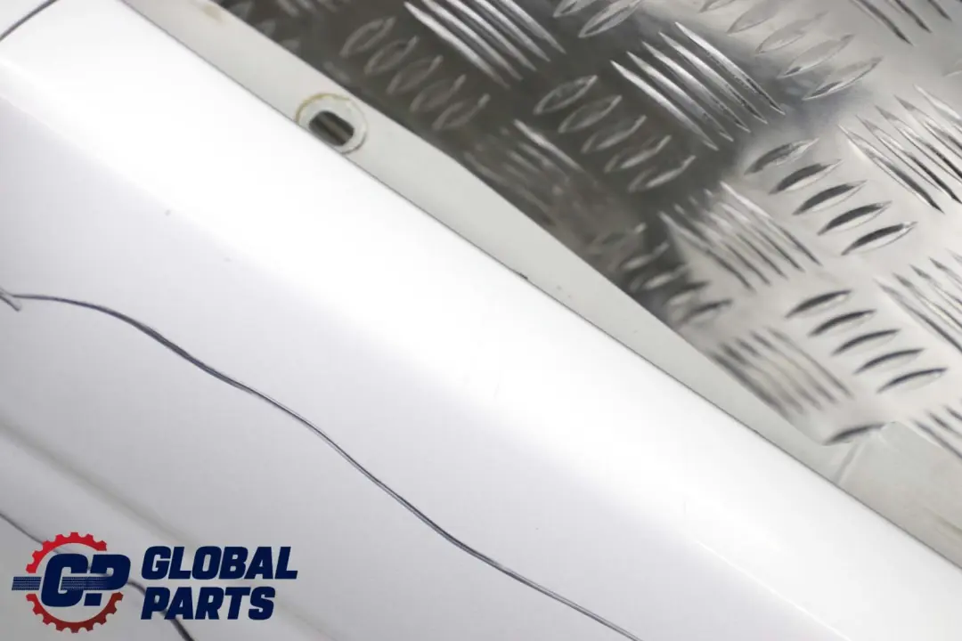 Seitenwand Vorne Links Kotflügel Titansilber Titan Silber - 354 für BMW 3 er E46 mit Teilenummer 8240406 BMW 3 er E46 Seitenwand Vorne Links Kotflügel Titansilber Titan Silber - 354 - SKU 8240406-TS - Teilenummer 8240406