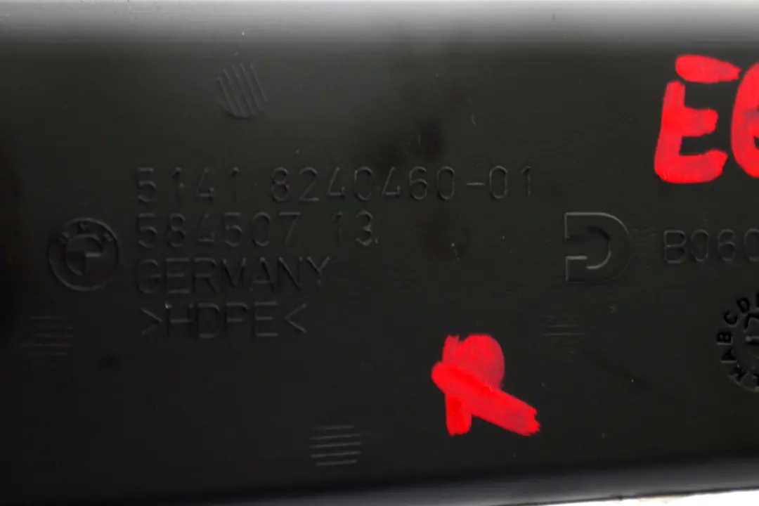 Kanał Wlot Tunel Powietrza do BMW E65 E66 o numerze 8240460 BMW E65 E66 Kanał Wlot Tunel Powietrza - SKU 8240460 - Numer Części 8240460