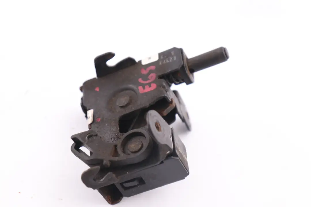 Système De Verrouillage Avant De Fermeture Du Capot pour BMW E65 E66 E67 à propos du numéro de pièce 8240599 BMW E65 E66 E67 Système De Verrouillage Avant De Fermeture Du Capot - SKU 8240599 - Numéro de pièce 8240599