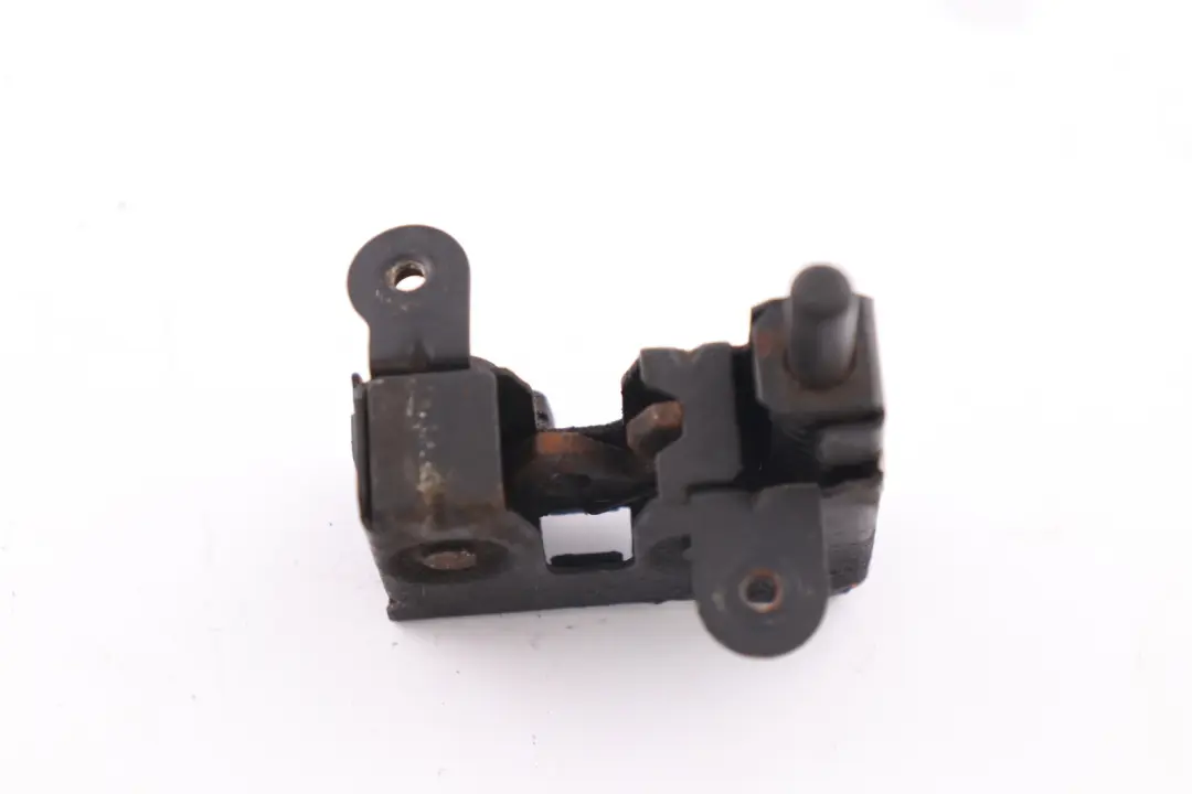 BMW E65 E66 Rygiel Zamek Zaczep Maski Silnika - SKU 8240599 - Numer Części 8240599