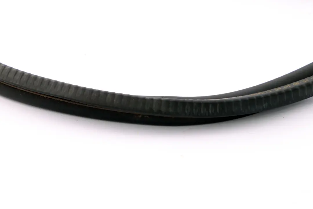 Chiusura Ermetica Lembo Anteriore Posteriore per BMW E65 E66 E67 con numero di parte 8240739 BMW E65 E66 E67 Chiusura Ermetica Lembo Anteriore Posteriore - SKU 8240739 - Numero di parte 8240739