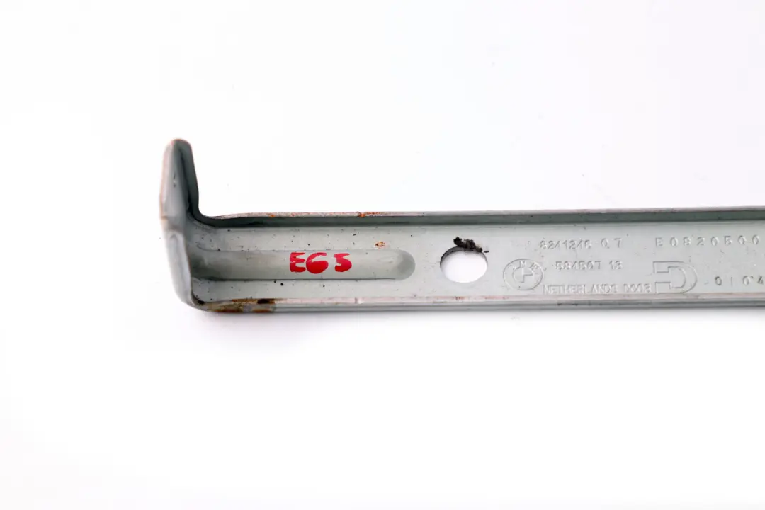 Halter Mittelkonsole für BMW 7 er E65 E66 E67 mit Teilenummer 8241246 BMW 7 er E65 E66 E67 Halter Mittelkonsole - SKU 8241246 - Teilenummer 8241246