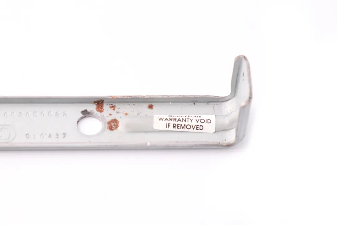 Halter Mittelkonsole für BMW 7 er E65 E66 E67 mit Teilenummer 8241246 BMW 7 er E65 E66 E67 Halter Mittelkonsole - SKU 8241246 - Teilenummer 8241246