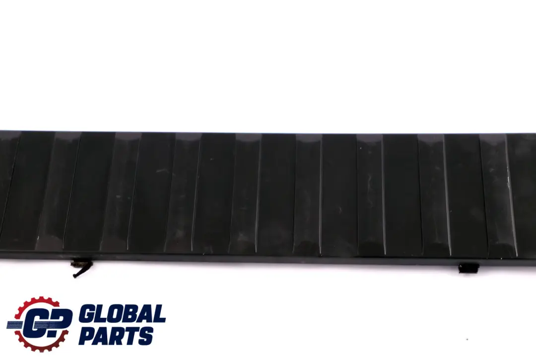 Hayon Utiliser Carenage Inferieur pour BMW X5 E53 à propos du numéro de pièce 8243504 BMW X5 E53 Hayon Utiliser Carenage Inferieur - SKU 8243504 - Numéro de pièce 8243504