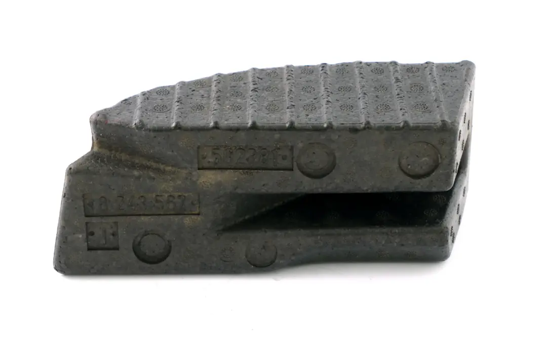 Crashpad Links 5171 für BMW 7 er E65 E66 E67 mit Teilenummer 8243567 BMW 7 er E65 E66 E67 Crashpad Links 5171 - SKU 8243567 - Teilenummer 8243567