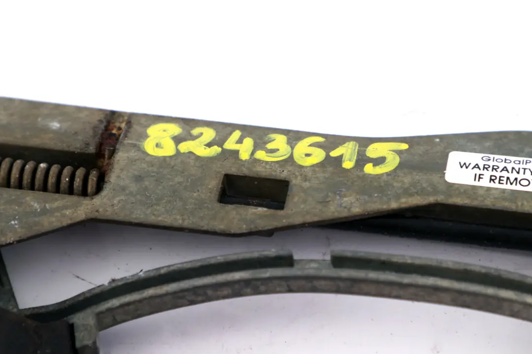 Maniglia Esterna Porta Anteriore Sinistra per BMW X5 E53 con numero di parte 8243615 BMW X5 E53 Maniglia Esterna Porta Anteriore Sinistra - SKU 8243615 - Numero di parte 8243615