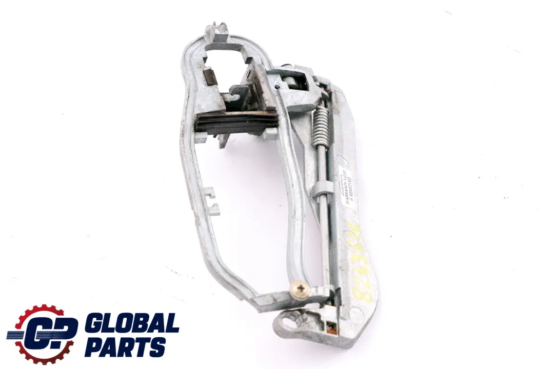 BMW X5 E53 Wspornik Podstawa Klamki Drzwi Prawy Przód - SKU 8243616 - Numer Części 7025992