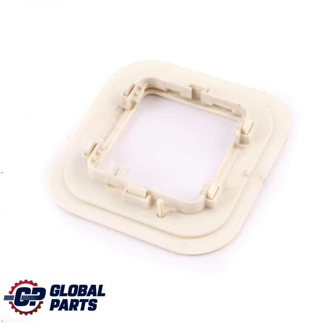 Soporte Sensor Alarma Ultrasónico para BMW E46 Mini Cooper R50 con número de pieza 8243666 BMW E46 Mini Cooper R50 Soporte Sensor Alarma Ultrasónico - SKU 8243666 - Número de pieza 8243666