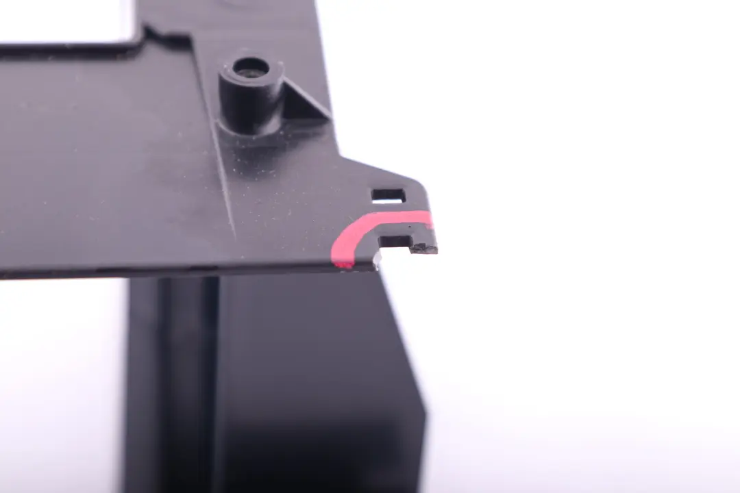 Aggregate Support Bracket Spare-wheel Lift to BMW X5 Series E53 with Part number 8244135 BMW X5 Series E53 Aggregate Support Bracket Spare-wheel Lift - SKU 8244135 - Part number 8244135