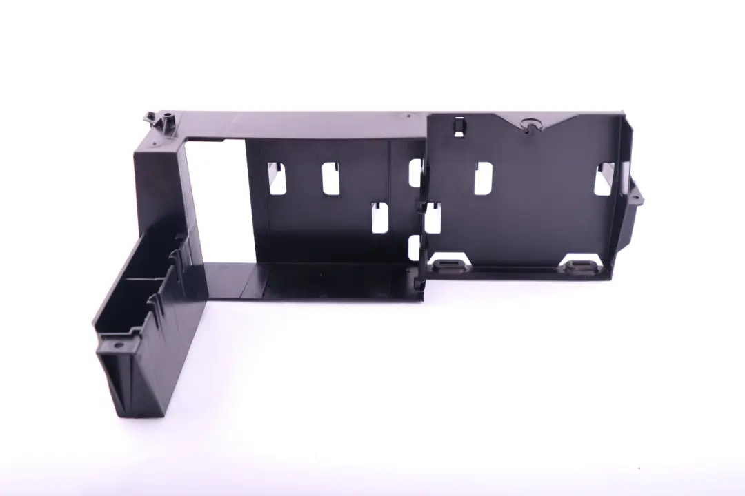 Soporte Agregado Elevador de Rueda de Repuesto para BMW Serie X5 E53 con número de pieza 8244135 BMW Serie X5 E53 Soporte Agregado Elevador de Rueda de Repuesto - SKU 8244135 - Número de pieza 8244135