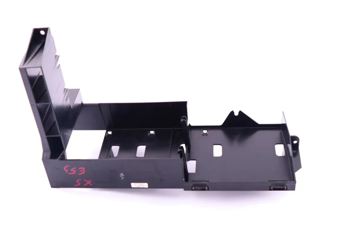 Soporte Agregado Elevador de Rueda de Repuesto para BMW Serie X5 E53 con número de pieza 8244135 BMW Serie X5 E53 Soporte Agregado Elevador de Rueda de Repuesto - SKU 8244135 - Número de pieza 8244135