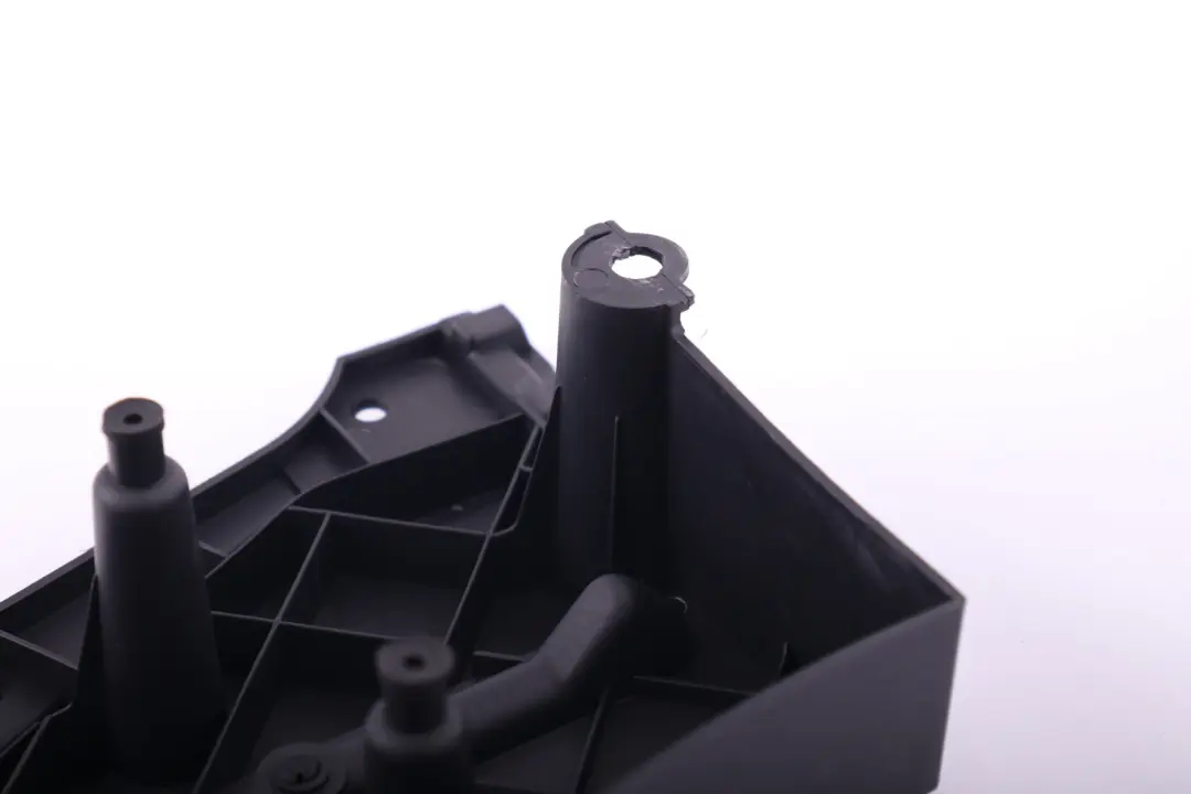 Plastik Wkład Bagażnika Lewy do BMW E53 X5 o numerze 8244763 BMW E53 X5 Plastik Wkład Bagażnika Lewy - SKU 8244763 - Numer Części 8244763