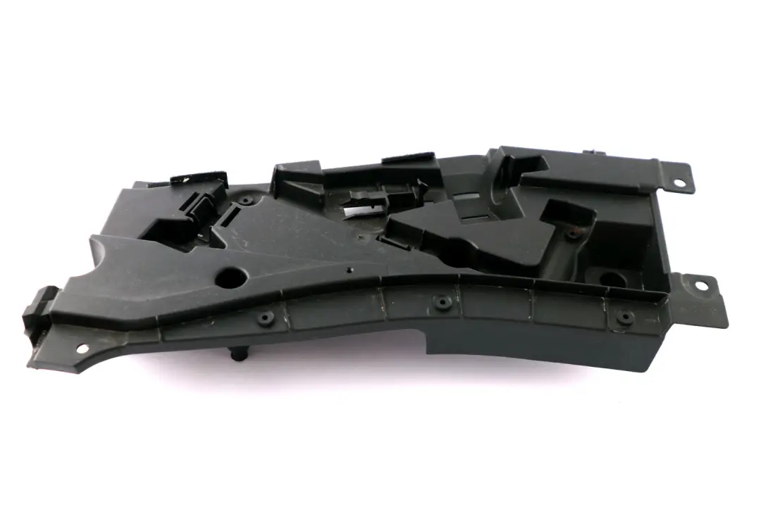 Base Trave Longitudinale Anteriore Destro Nero per BMW X5 E53 con numero di parte 8244764 BMW X5 E53 Base Trave Longitudinale Anteriore Destro Nero - SKU 8244764 - Numero di parte 8244764