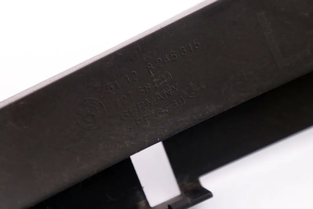 Mocowanie Uchwyt Nadkola Lewy Tył do BMW E65 E66 E67 o numerze 8245315 BMW E65 E66 E67 Mocowanie Uchwyt Nadkola Lewy Tył - SKU 8245315 - Numer Części 8245315