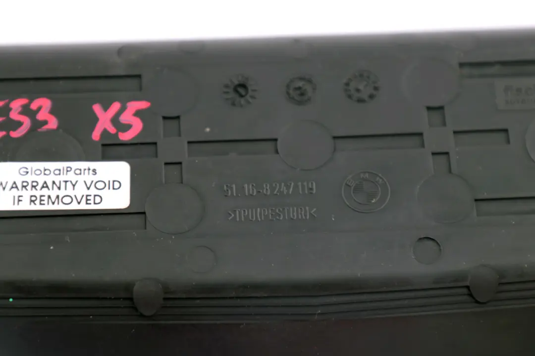 Einlegematte Schwarz 5116 für BMW X5 er E53 mit Teilenummer 8247119 BMW X5 er E53 Einlegematte Schwarz 5116 - SKU 8247119 - Teilenummer 8247119