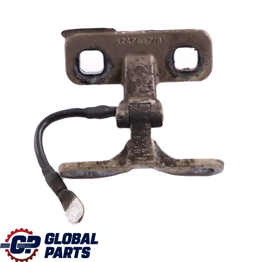 BMW X5 Series E53 Boot Trunk Lid Left Upper Hinge N/S Kalahari Beige Metallic - SKU 8247667-KAB - Part number 7006121