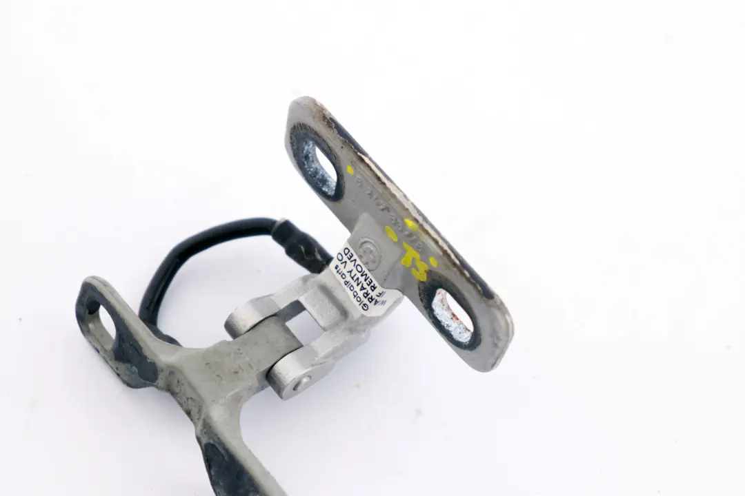 Boot Trunk Lid Left Upper Hinge N/S Titansilber Silver to BMW X5 Series E53 with Part number 8247667 BMW X5 Series E53 Boot Trunk Lid Left Upper Hinge N/S Titansilber Silver - SKU 8247667-TS - Part number 8247667