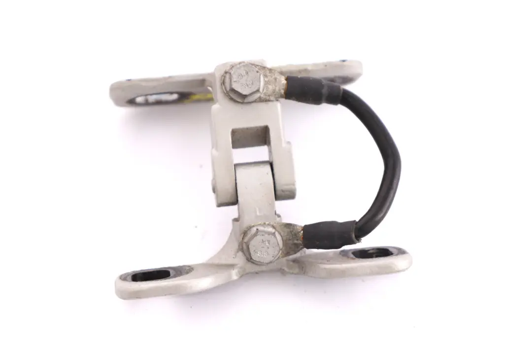 Coperchio bagagliaio superiore sinistro Titansilber Argento per BMW X5 E53 con numero di parte 8247667 BMW X5 E53 Coperchio bagagliaio superiore sinistro Titansilber Argento - SKU 8247667-TS - Numero di parte 8247667