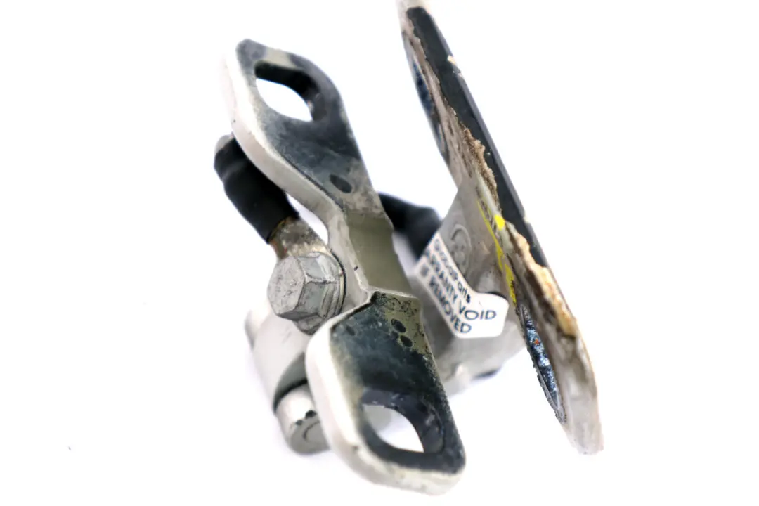 Koffer Raum Deckel Scharnier Oben Rechts Titan Silber für BMW X5 E53 mit Teilenummer 8247668 BMW X5 E53 Koffer Raum Deckel Scharnier Oben Rechts Titan Silber - SKU 8247668-1 - Teilenummer 8247668