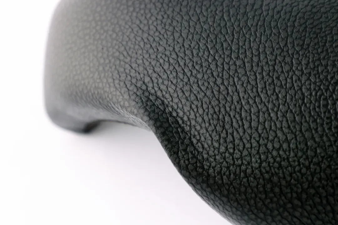 Reihe E53 Seitenteil hinten rechts Schwarz Leder Sitze Sitz für BMW X5 mit Teilenummer 8248296 BMW X5 Reihe E53 Seitenteil hinten rechts Schwarz Leder Sitze Sitz - SKU 8248296 - Teilenummer 8248296