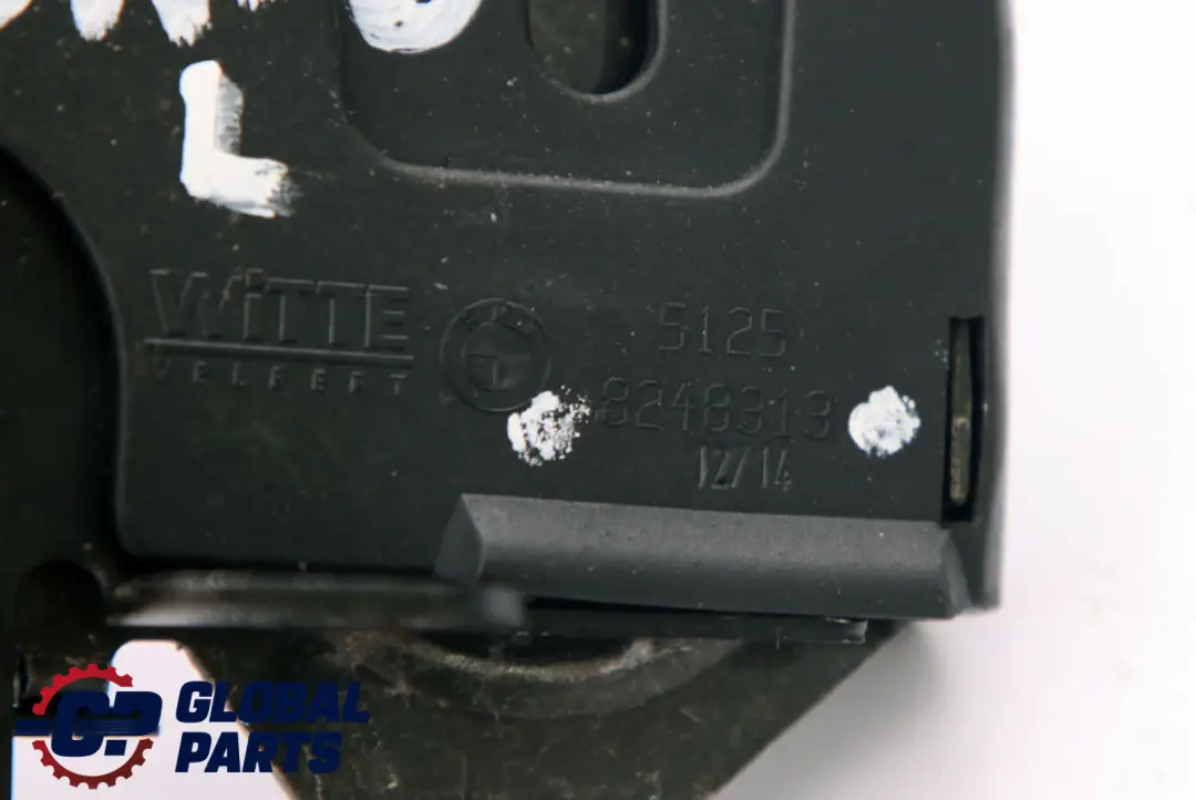 Schloss Verdeckklappe Links für BMW 3 er E46 mit Teilenummer 8248313 BMW 3 er E46 Schloss Verdeckklappe Links - SKU 8248313 - Teilenummer 8248313