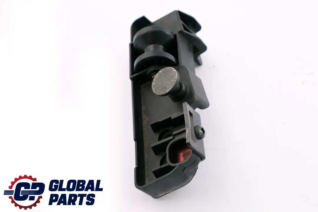 Rolka prowadnica ślizg podłoga prawa do BMW E53 X5 o numerze 8248574 BMW E53 X5 Rolka prowadnica ślizg podłoga prawa - SKU 8248574 - Numer Części 8248574