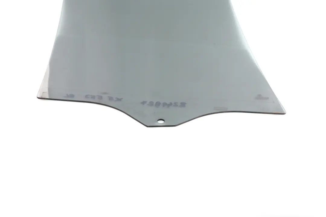 Vitre Latérale De Porte Arrière Gauche Noire AS3 pour BMW X5 E53 à propos du numéro de pièce 8249927 BMW X5 E53 Vitre Latérale De Porte Arrière Gauche Noire AS3 - SKU 8249927 - Numéro de pièce 8249927