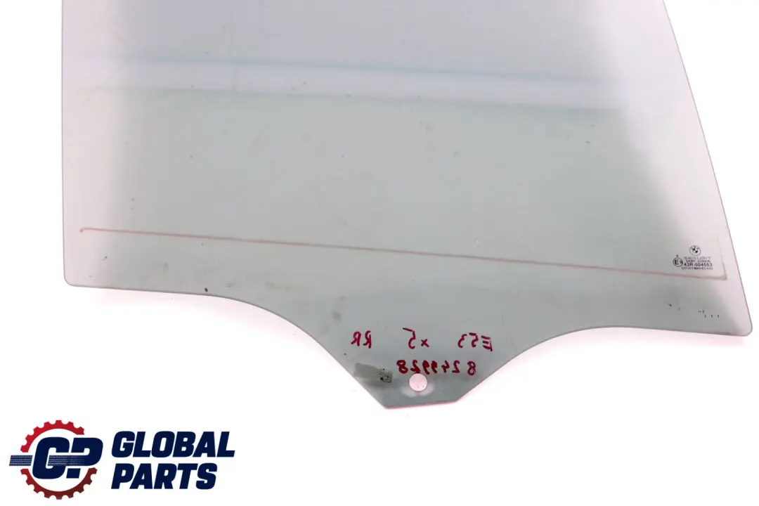 Szyba Drzwi Prawy Tył Prawa Tylna AS3 do BMW E53 X5 o numerze 8249928 BMW E53 X5 Szyba Drzwi Prawy Tył Prawa Tylna AS3 - SKU 8249928 - Numer Części 8249928