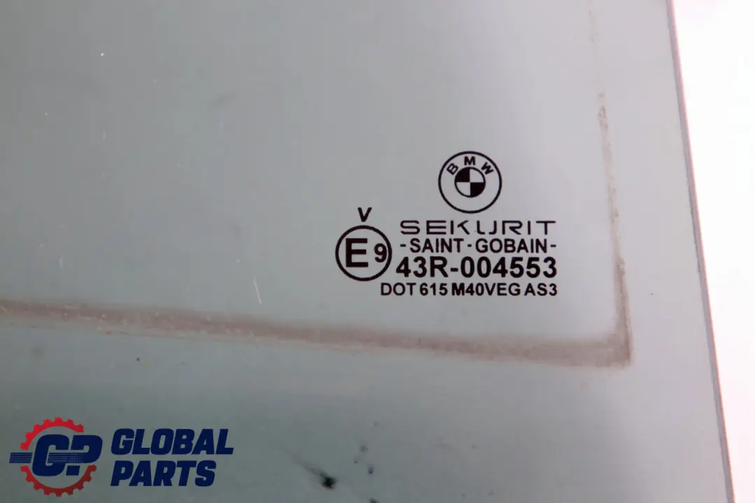 Puerta Trasera Derecha Ventana Lateral AS3 Negro para BMW E53 con número de pieza 8249928 BMW E53 Puerta Trasera Derecha Ventana Lateral AS3 Negro - SKU 8249928 - Número de pieza 8249928