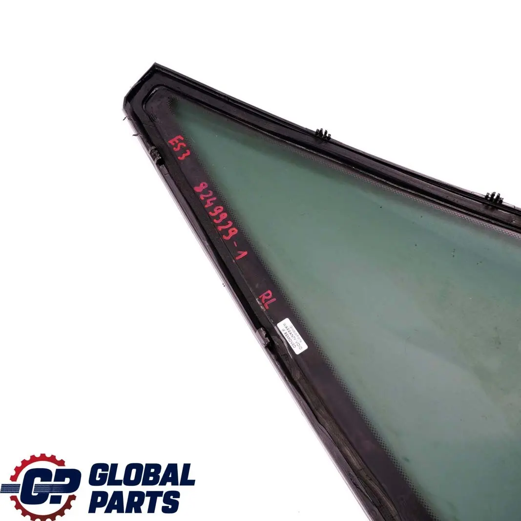 Trasera Izquierda Ventana Triangular Fija Negro Tintado AS3 para BMW X5 E53 con número de pieza 8249929 BMW X5 E53 Trasera Izquierda Ventana Triangular Fija Negro Tintado AS3 - SKU 8249929-1 - Número de pieza 8249929