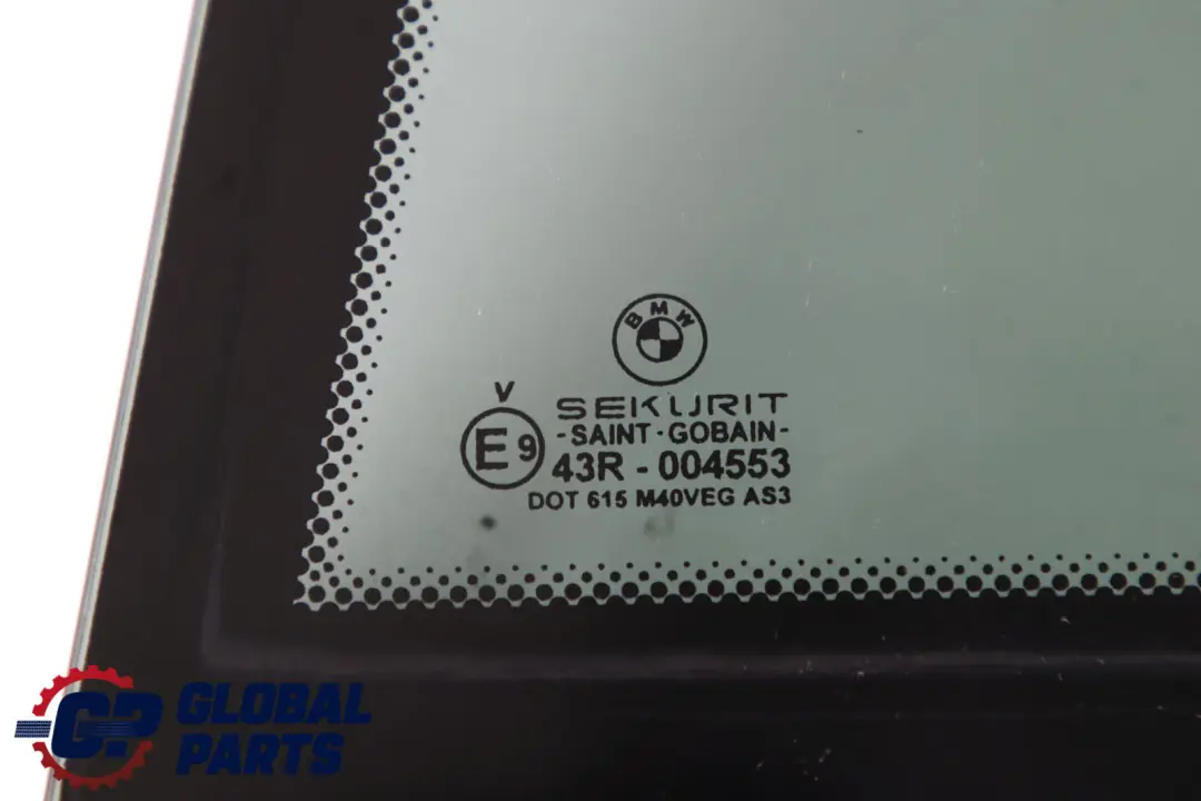 Cristal De Ventana Trasera Triangular Tintado AS3 Izquierdo para BMW X5 E53 con número de pieza 8249929 BMW X5 E53 Cristal De Ventana Trasera Triangular Tintado AS3 Izquierdo - SKU 8249929 - Número de pieza 8249929