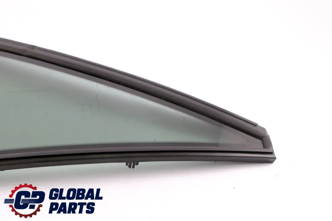 BMW X5 E53 Trasera Derecha Ventana Triangular Fija Negro Tintado AS3 - SKU 8249930 - Número de pieza 8249930