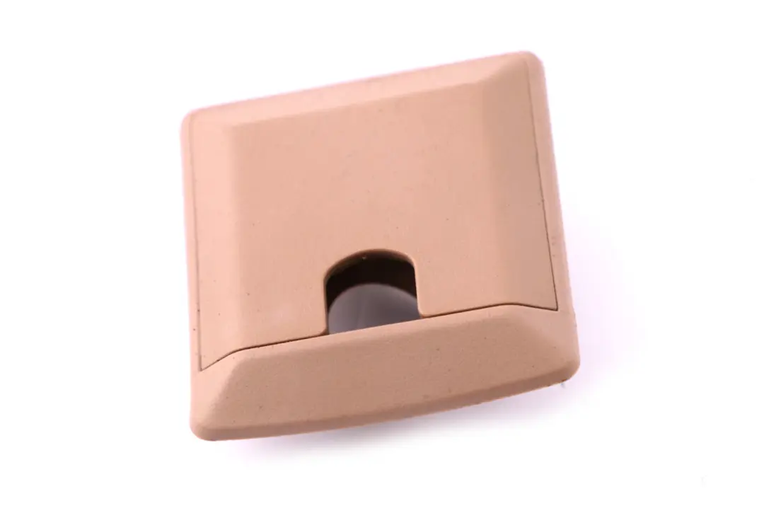 Front Left N/S Hook Roller Net Helbeige Beige to BMW X5 Series E53 with Part number 8402131 BMW X5 Series E53 Front Left N/S Hook Roller Net Helbeige Beige - SKU 8250065 - Part number 8402131