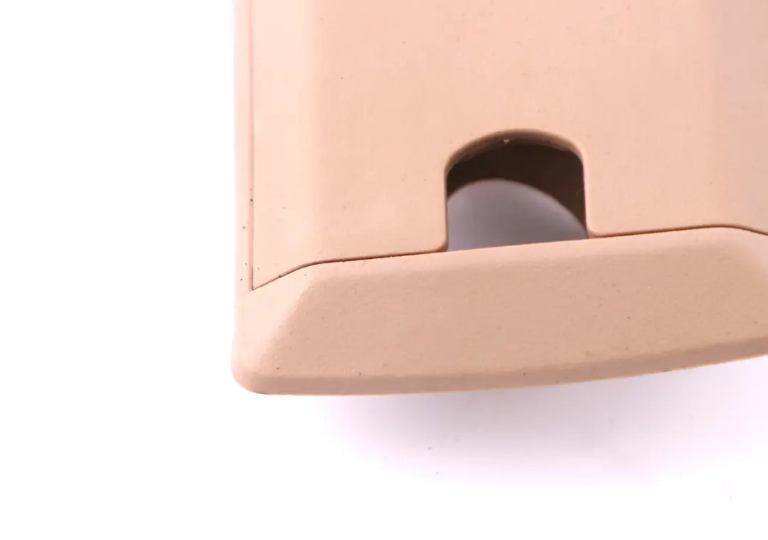 Front Left N/S Hook Roller Net Helbeige Beige to BMW X5 Series E53 with Part number 8402131 BMW X5 Series E53 Front Left N/S Hook Roller Net Helbeige Beige - SKU 8250065 - Part number 8402131