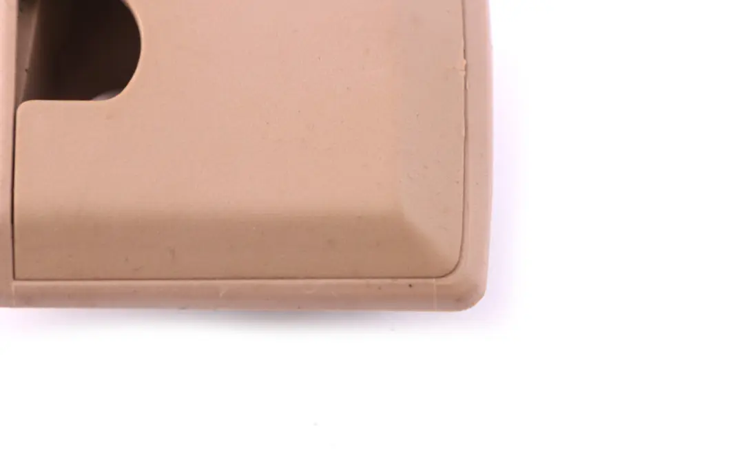 Front Right O/S Hook Roller Net Helbeige Beige to BMW X5 Series E53 with Part number 8402132 BMW X5 Series E53 Front Right O/S Hook Roller Net Helbeige Beige - SKU 8250066 - Part number 8402132