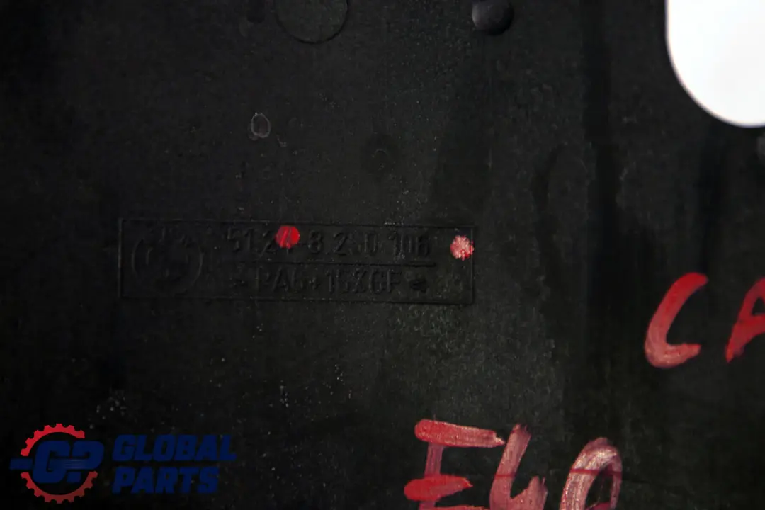 Portellone posteriore bagagliaio coperchio serratura nero per BMW E46 Cabrio con numero di parte 8250106 BMW E46 Cabrio Portellone posteriore bagagliaio coperchio serratura nero - SKU 8250106 - Numero di parte 8250106